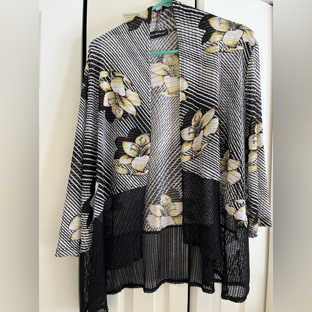 lightweight cardigan size L